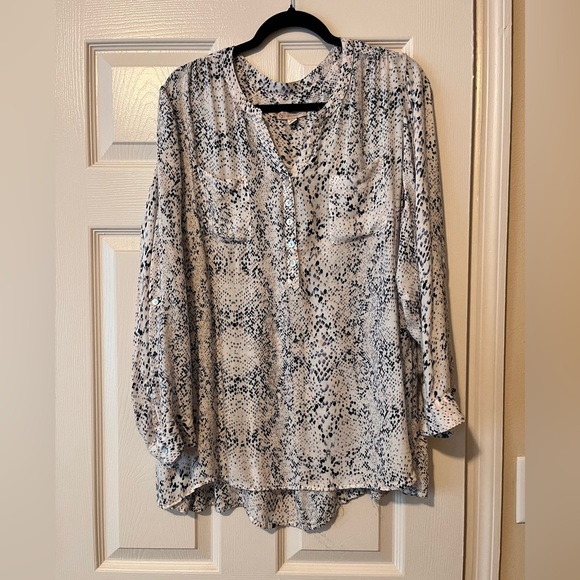 Dress Barn Snakeskin Print Blouse - Picture 1 of 5